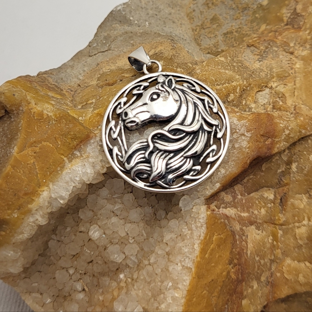Sterling Silver Celtic Horse Pendant NEW